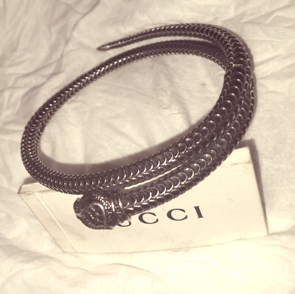 Gucci Snake Bracelet - Picture 2 of 3